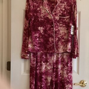 NWT JENNI brand/Macy’s women’s two-piece pajama set pink and wines size XS S M
